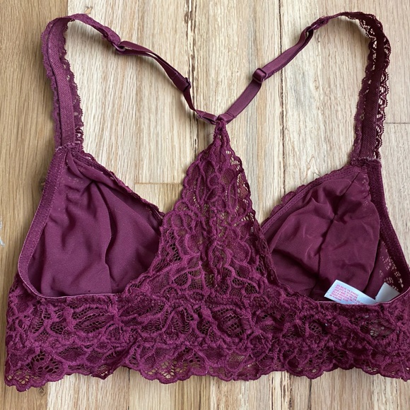 Maroon bralette - Picture 2 of 3